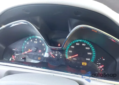 2016 Chevrolet Traverse Ls z USA, uszkodzony, nr VIN 1GNKRFKD1GJ207171